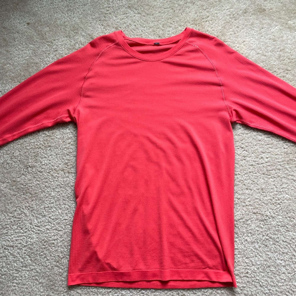 Men’s Red Metal Tech Lululemon Shirt